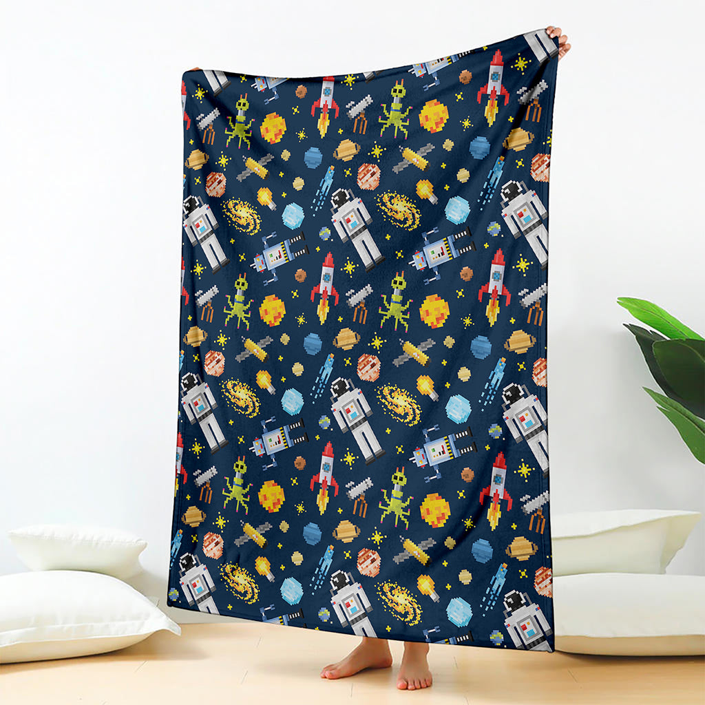 Pixel Space Pattern Print Blanket