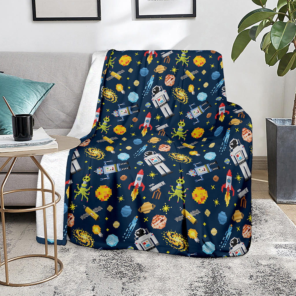 Pixel Space Pattern Print Blanket
