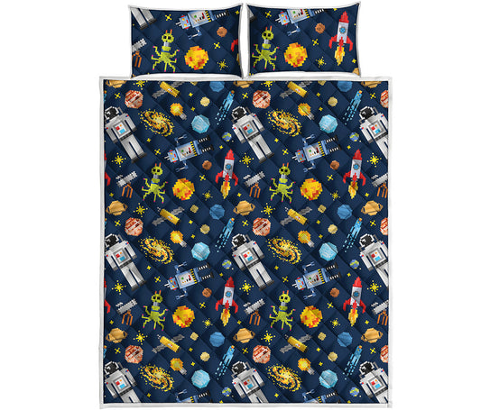 Pixel Space Pattern Print Quilt Bed Set