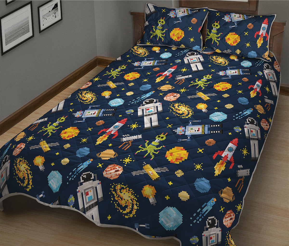 Pixel Space Pattern Print Quilt Bed Set