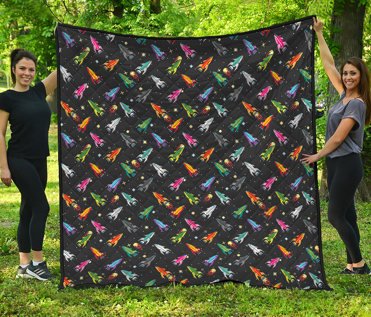 Pixel Spaceships Pattern Print Quilt