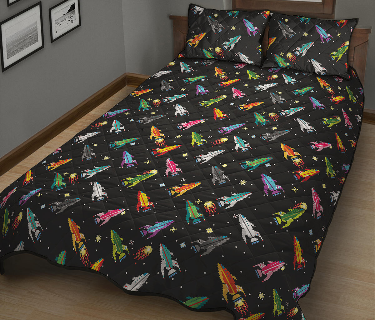 Pixel Spaceships Pattern Print Quilt Bed Set
