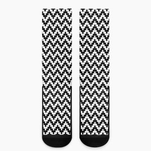 Pixel Zigzag Pattern Print Crew Socks