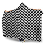 Pixel Zigzag Pattern Print Hooded Blanket
