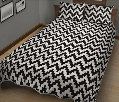 Pixel Zigzag Pattern Print Quilt Bed Set