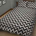 Pixel Zigzag Pattern Print Quilt Bed Set