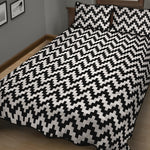 Pixel Zigzag Pattern Print Quilt Bed Set