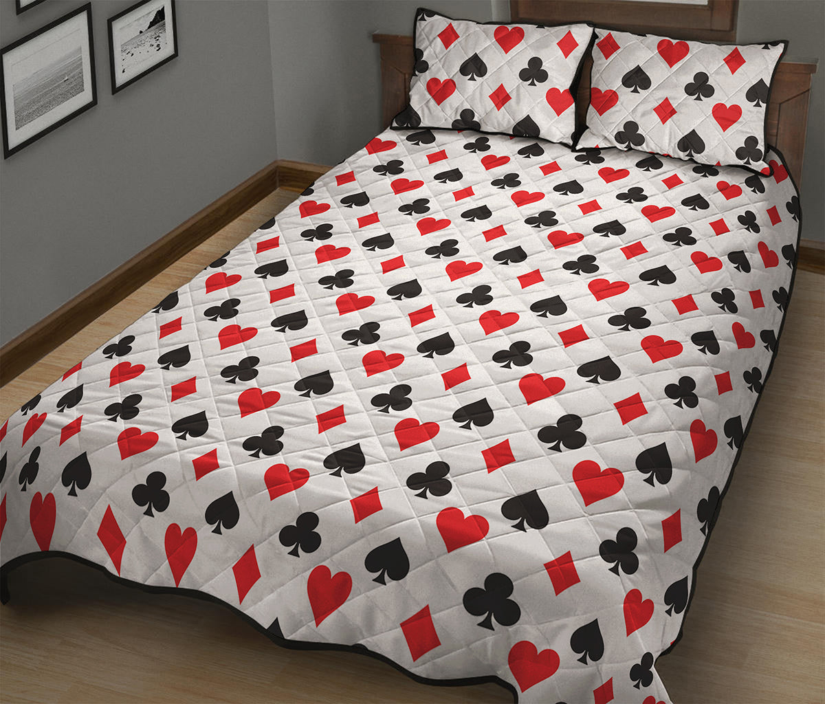 Playing Card Suits Pattern Print Quilt Bed Set