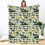 Plumeria Flower Striped Pattern Print Blanket