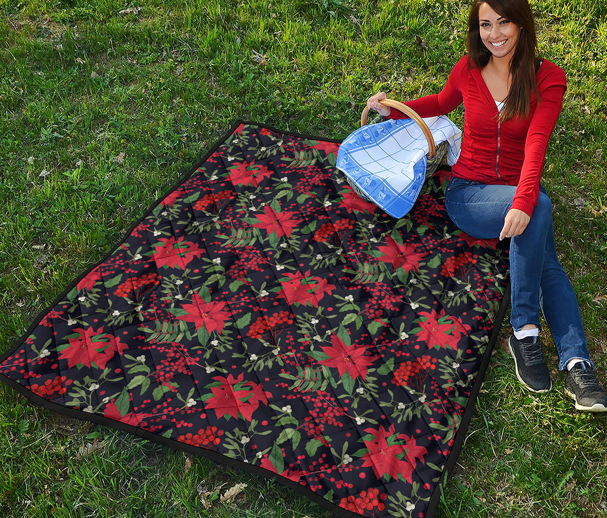 Poinsettia Flower Pattern Print Quilt