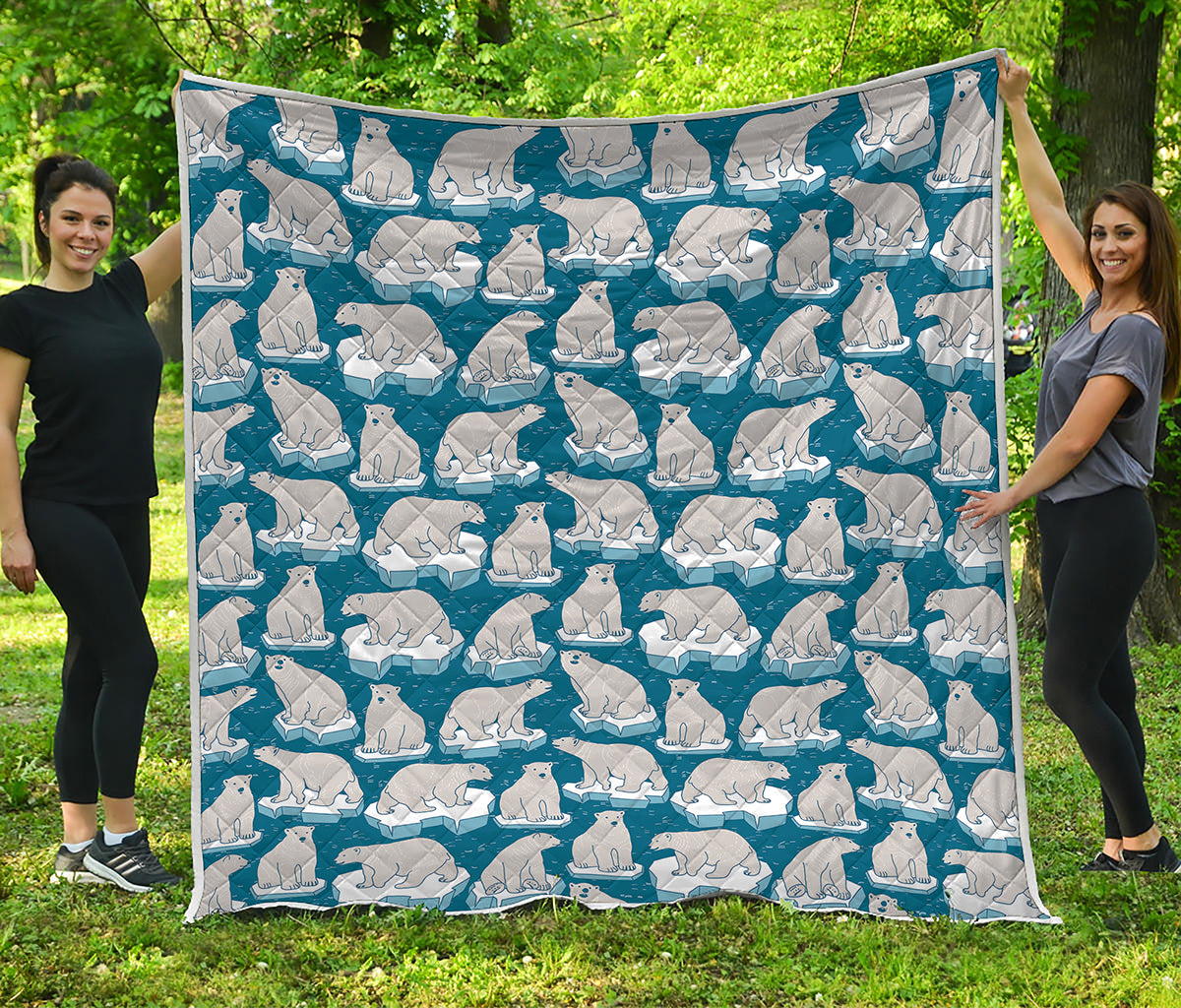 Polar Bear On Ice Pattern Print Quilt