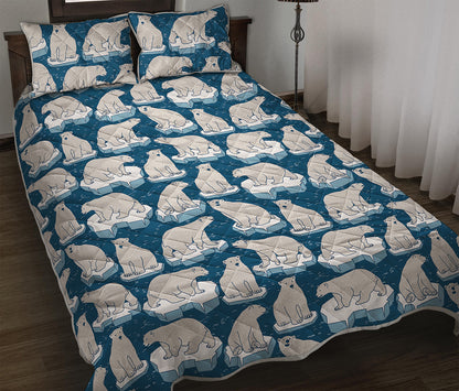 Polar Bear On Ice Pattern Print Quilt Bed Set