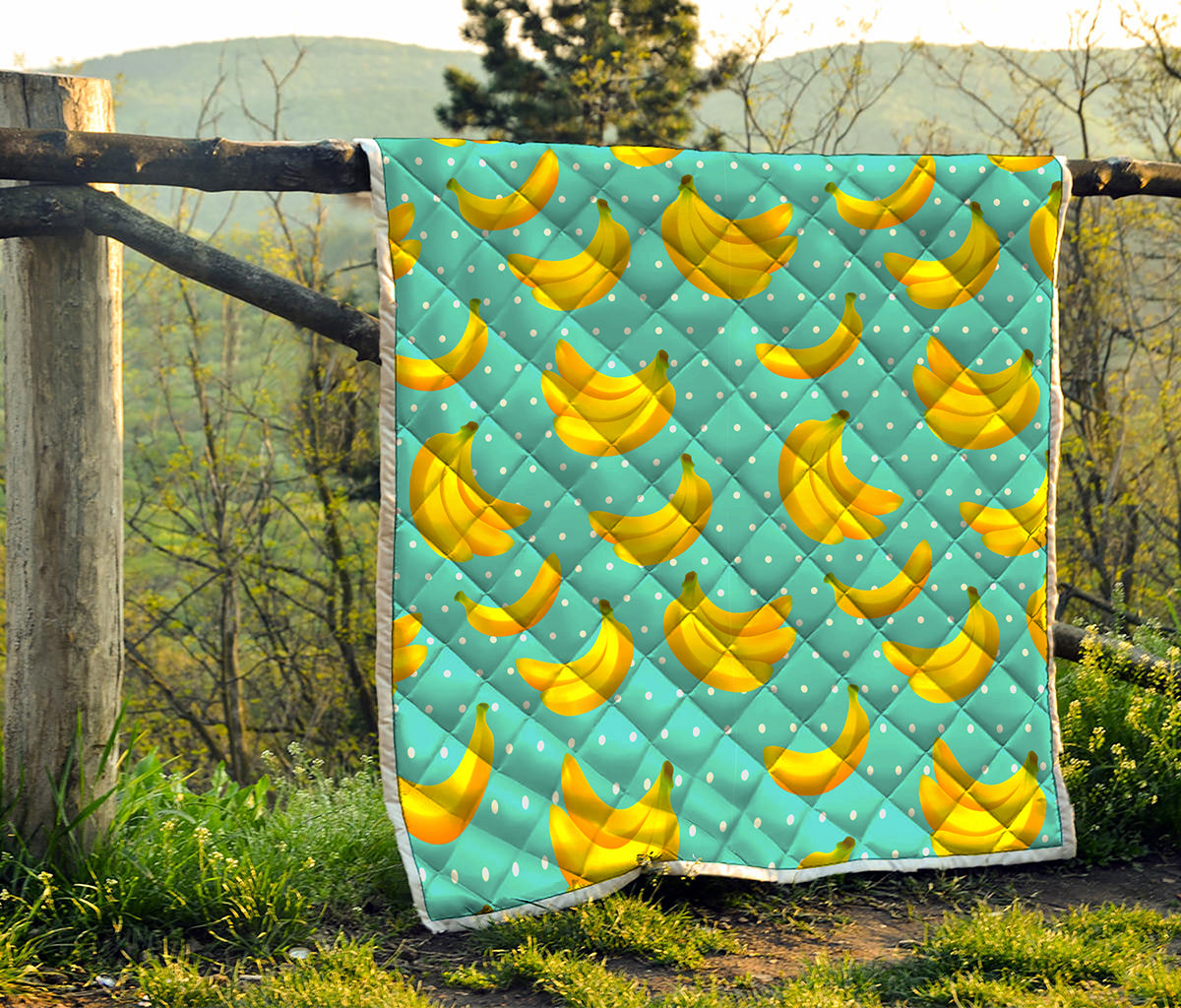 Polka Dot Banana Pattern Print Quilt