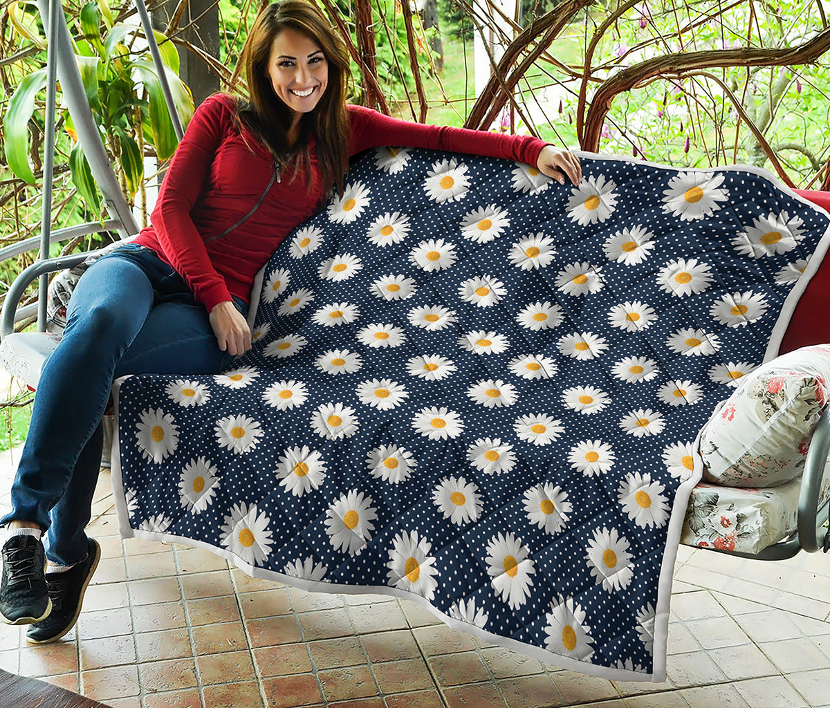 Polka Dot Daisy Floral Pattern Print Quilt