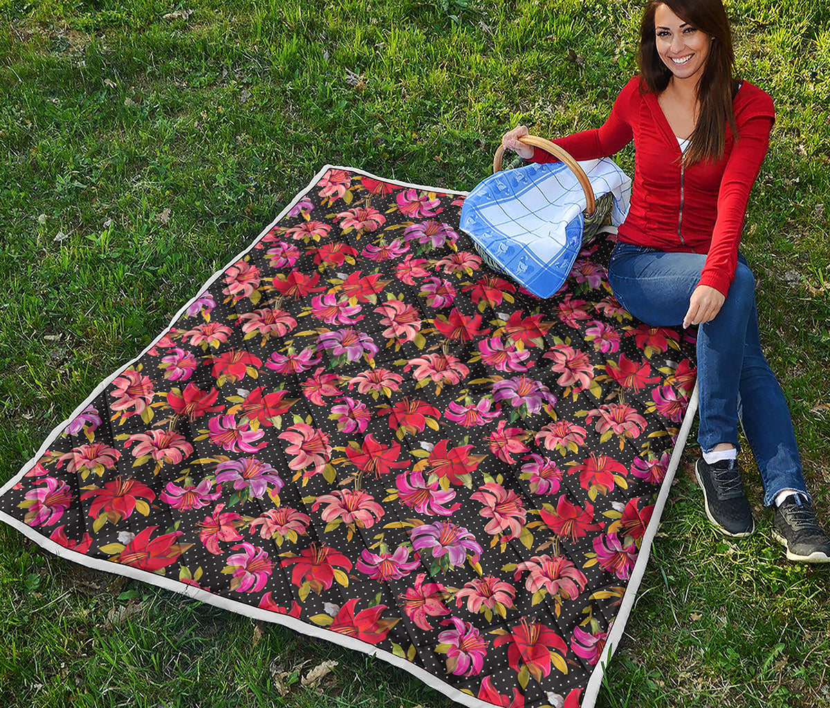 Polka Dot Lily Pattern Print Quilt