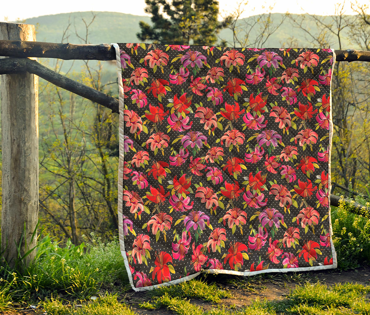 Polka Dot Lily Pattern Print Quilt