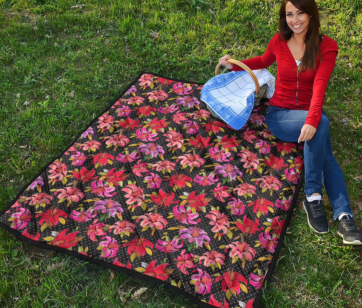 Polka Dot Lily Pattern Print Quilt