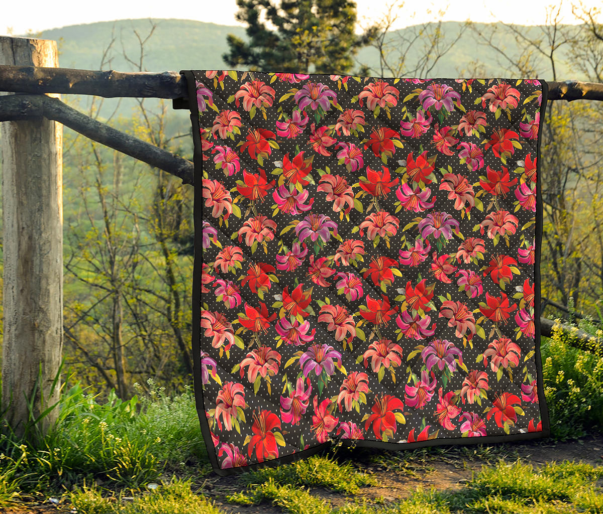 Polka Dot Lily Pattern Print Quilt