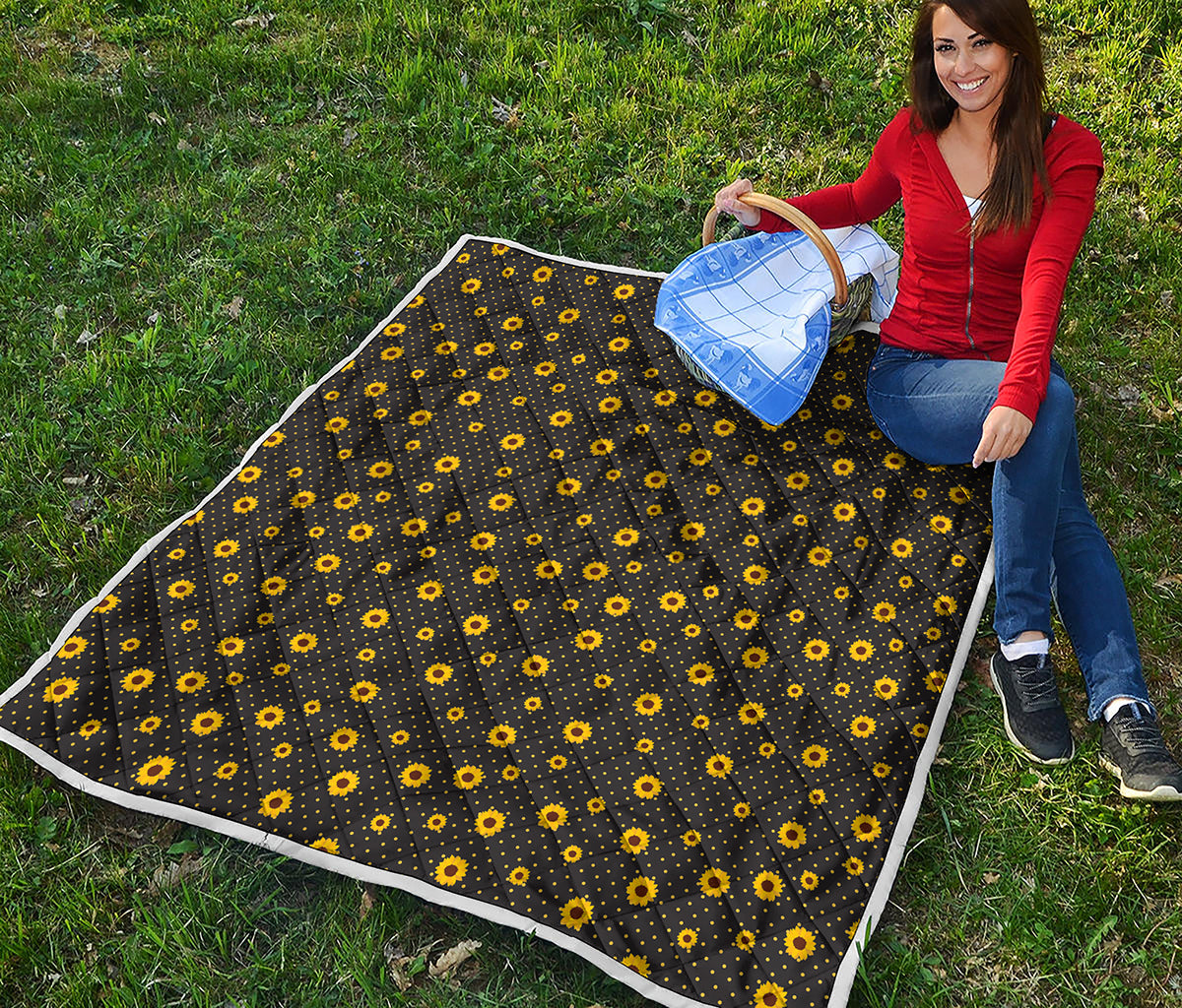 Polka Dot Sunflower Pattern Print Quilt