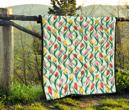 Polygon Tulip Pattern Print Quilt