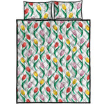 Polygon Tulip Pattern Print Quilt Bed Set