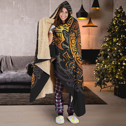 Polynesian Sea Turtle Print Hooded Blanket