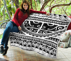 Polynesian Tribal Tattoo Pattern Print Quilt