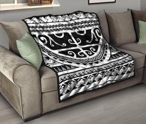 Polynesian Tribal Tattoo Pattern Print Quilt