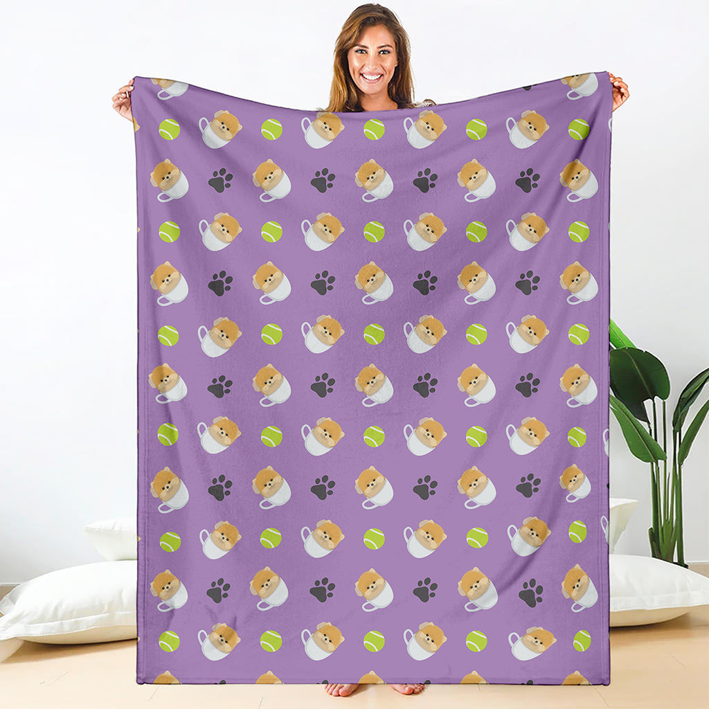 Pomeranian In Tea Cup Pattern Print Blanket