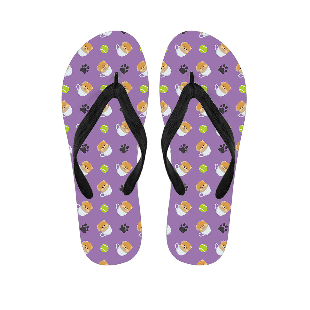 Pomeranian In Tea Cup Pattern Print Flip Flops