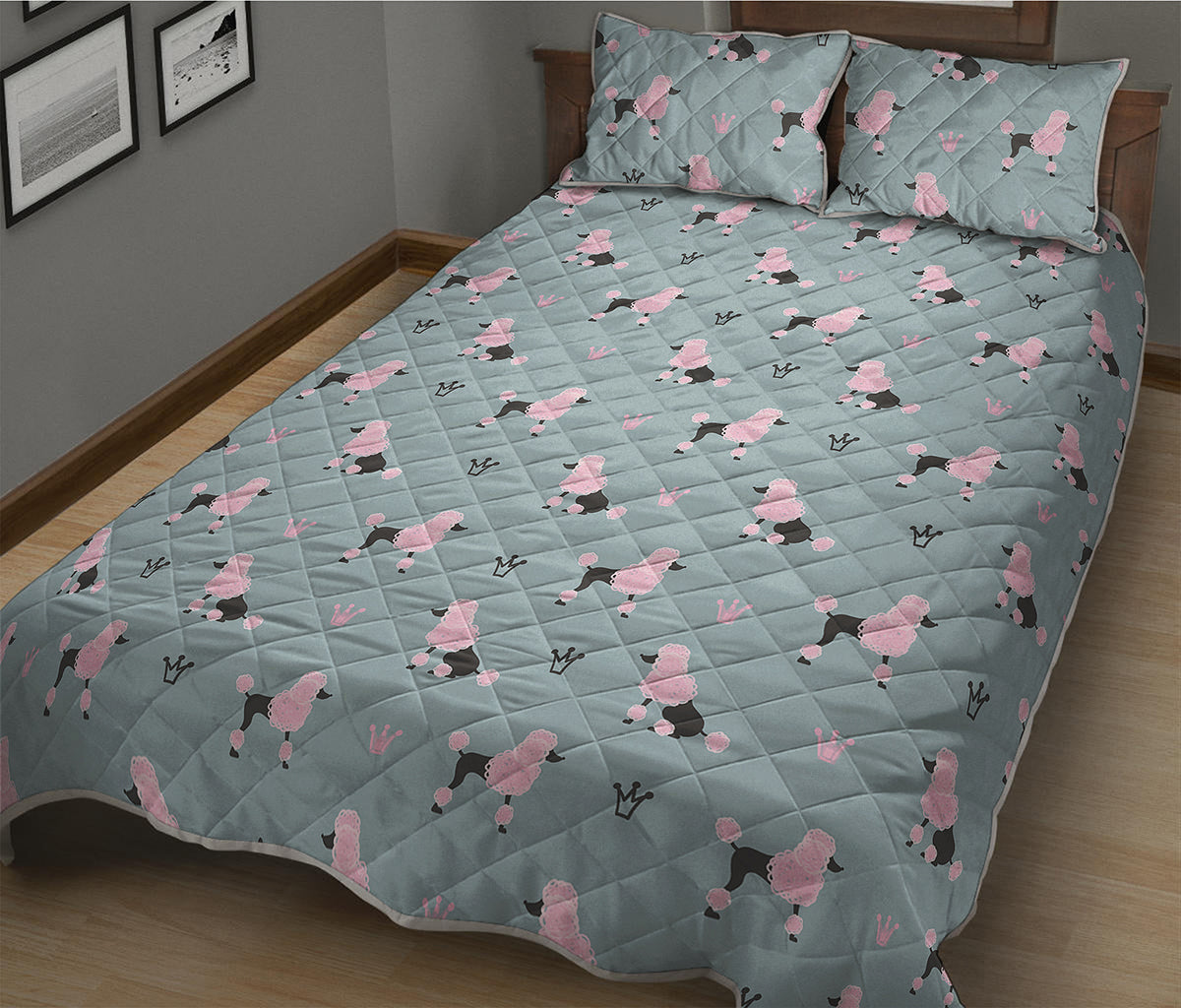 Poodle And Crown Pattern Print Quilt Bed Set