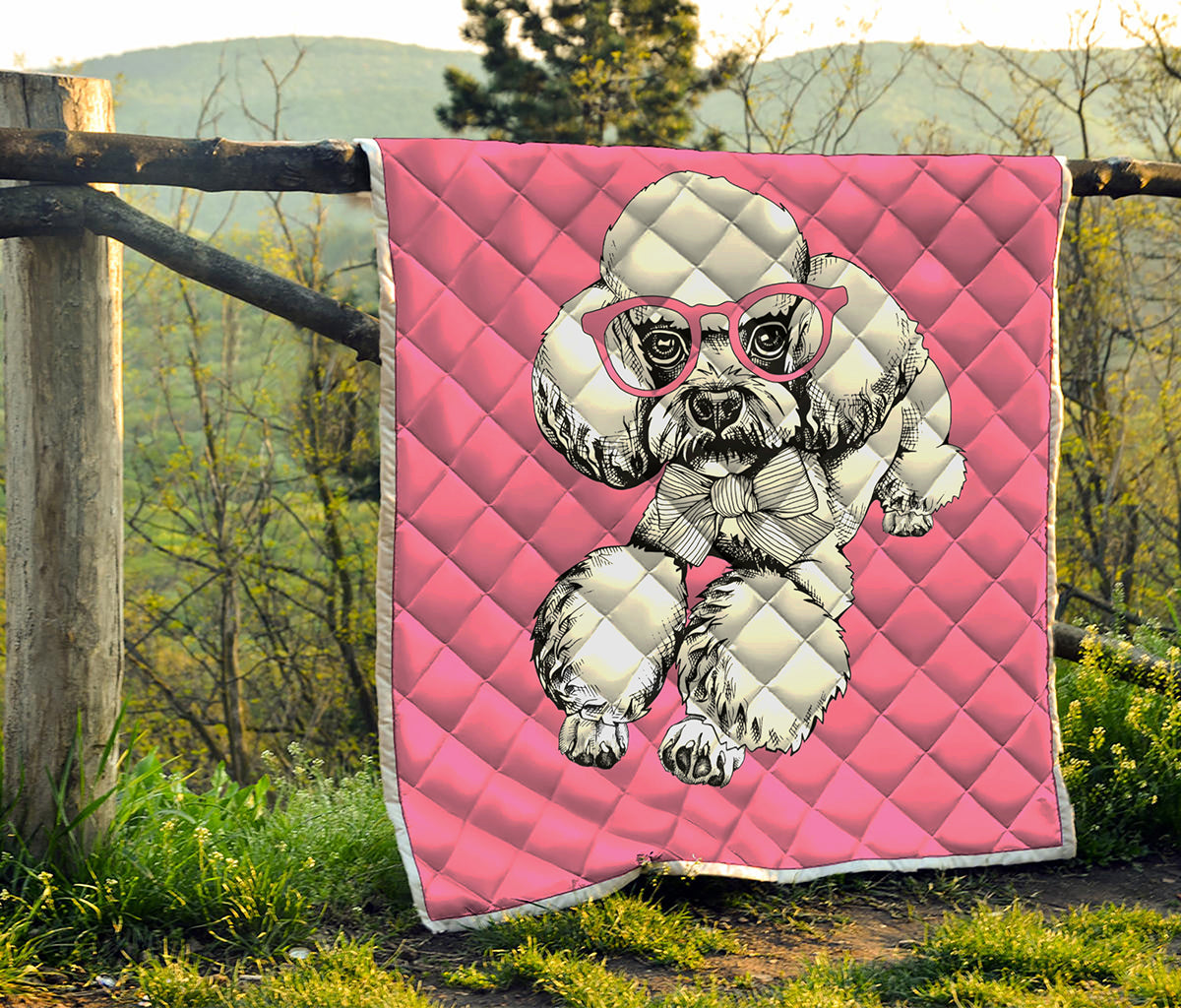 Poodle With Glasses Print Quilt