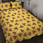 Poop Emoji Pattern Print Quilt Bed Set
