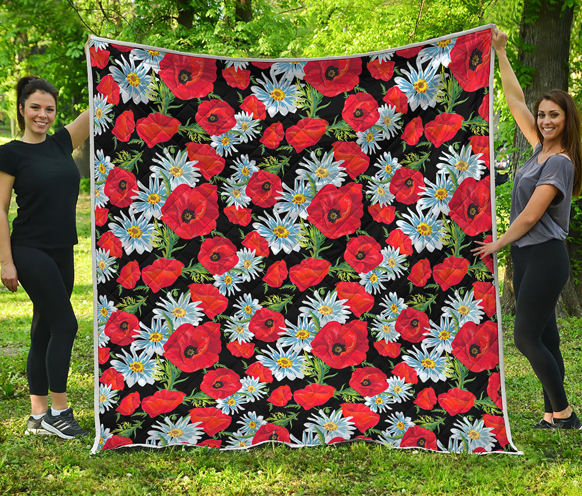 Poppy And Chamomile Pattern Print Quilt