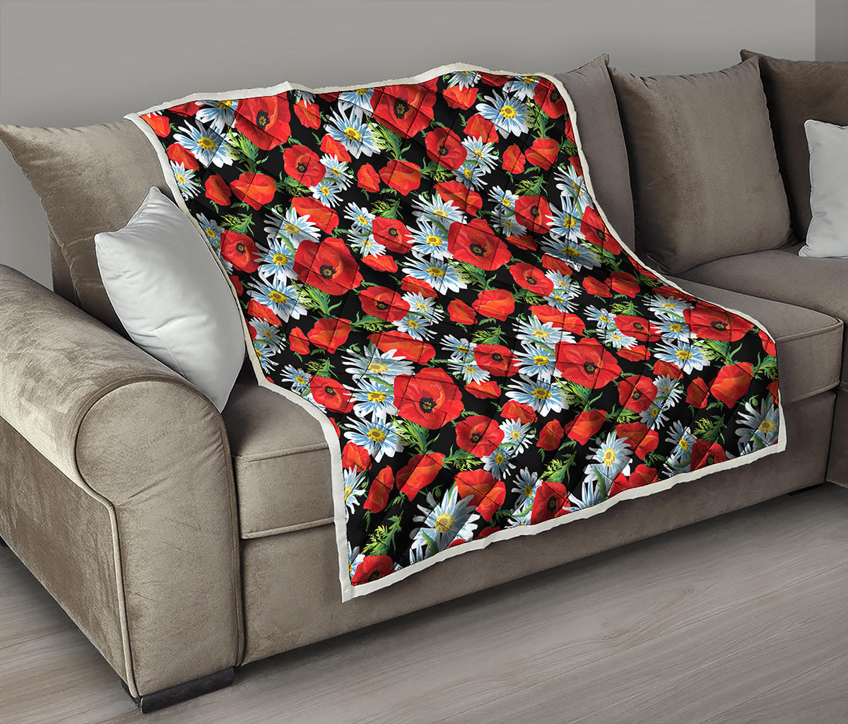 Poppy And Chamomile Pattern Print Quilt