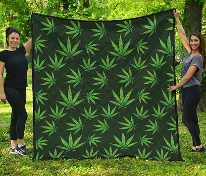 Pot Leaf Pattern Print Quilt