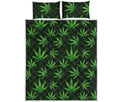Pot Leaf Pattern Print Quilt Bed Set