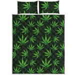 Pot Leaf Pattern Print Quilt Bed Set