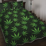 Pot Leaf Pattern Print Quilt Bed Set