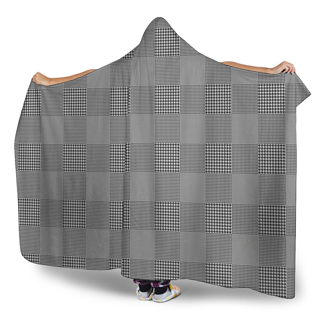 Prince of Wales Check Pattern Print Hooded Blanket