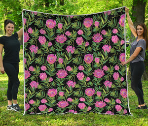 Protea Floral Pattern Print Quilt