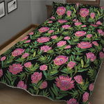 Protea Floral Pattern Print Quilt Bed Set