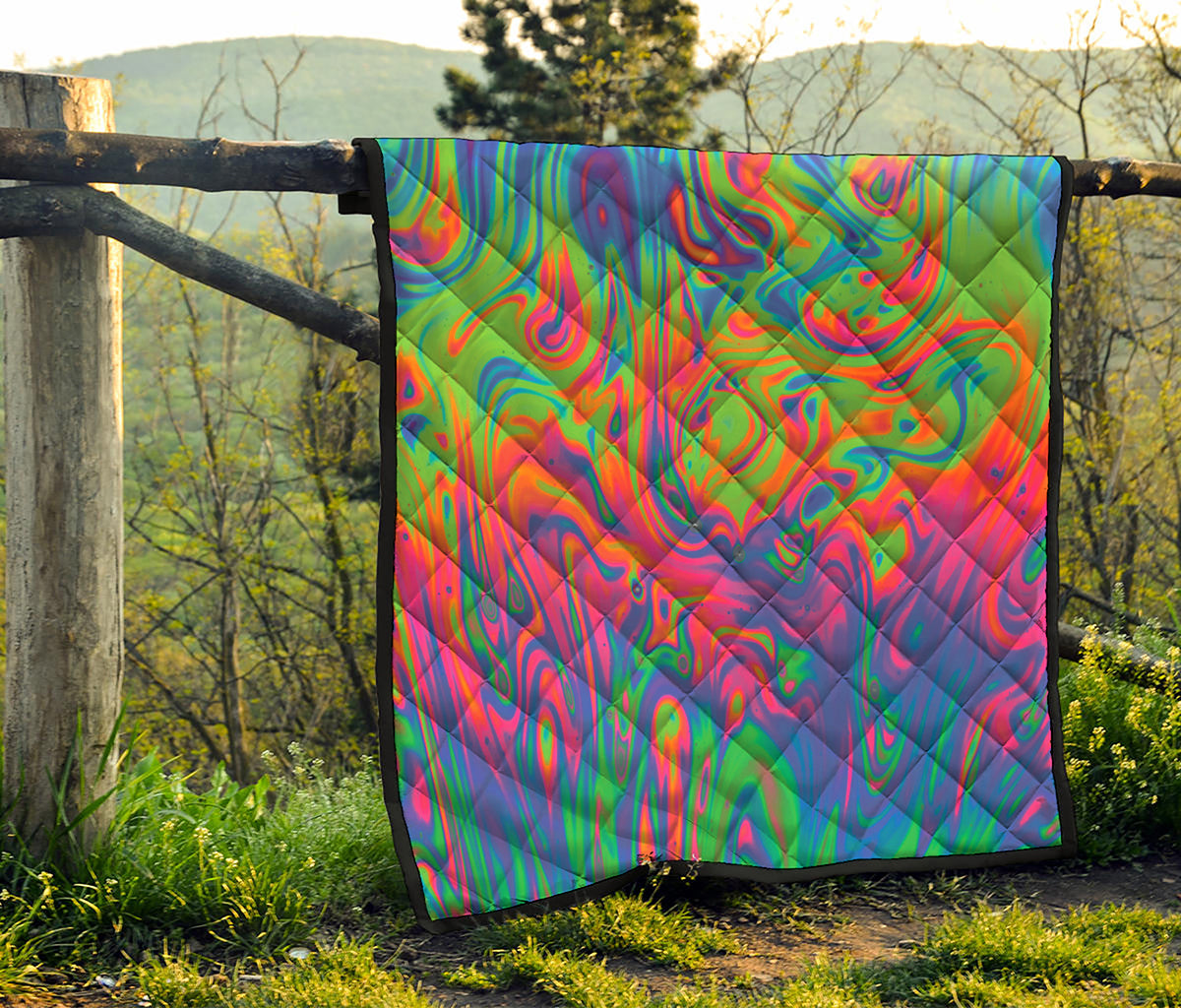 Psychedelic Bubble Print Quilt