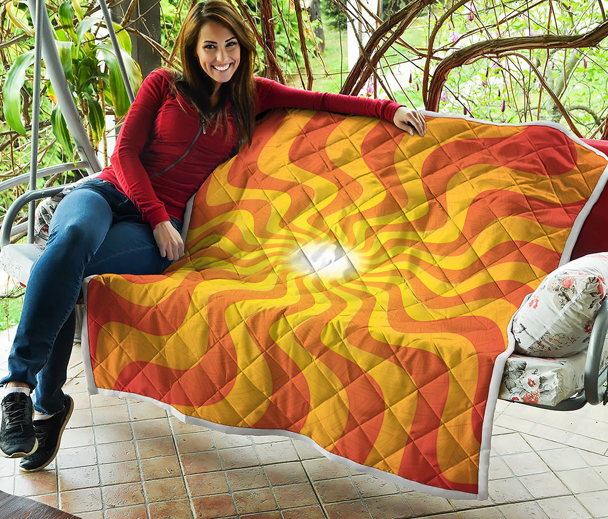 Psychedelic Burning Sun Print Quilt