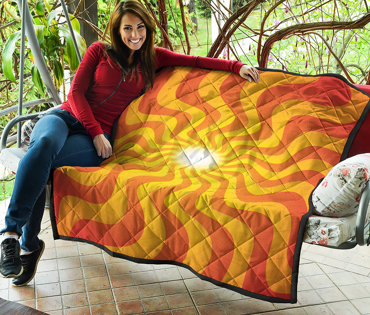 Psychedelic Burning Sun Print Quilt