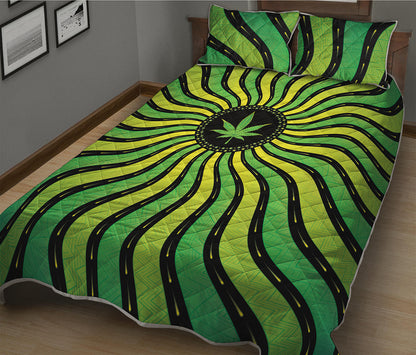 Psychedelic Cannabis Leaf Print Quilt Bed Set