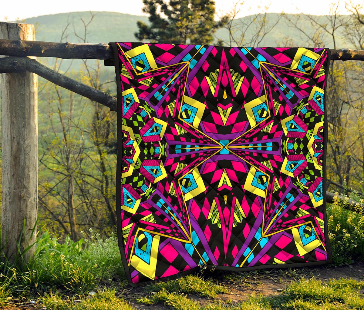 Psychedelic Ethnic Trippy Print Quilt