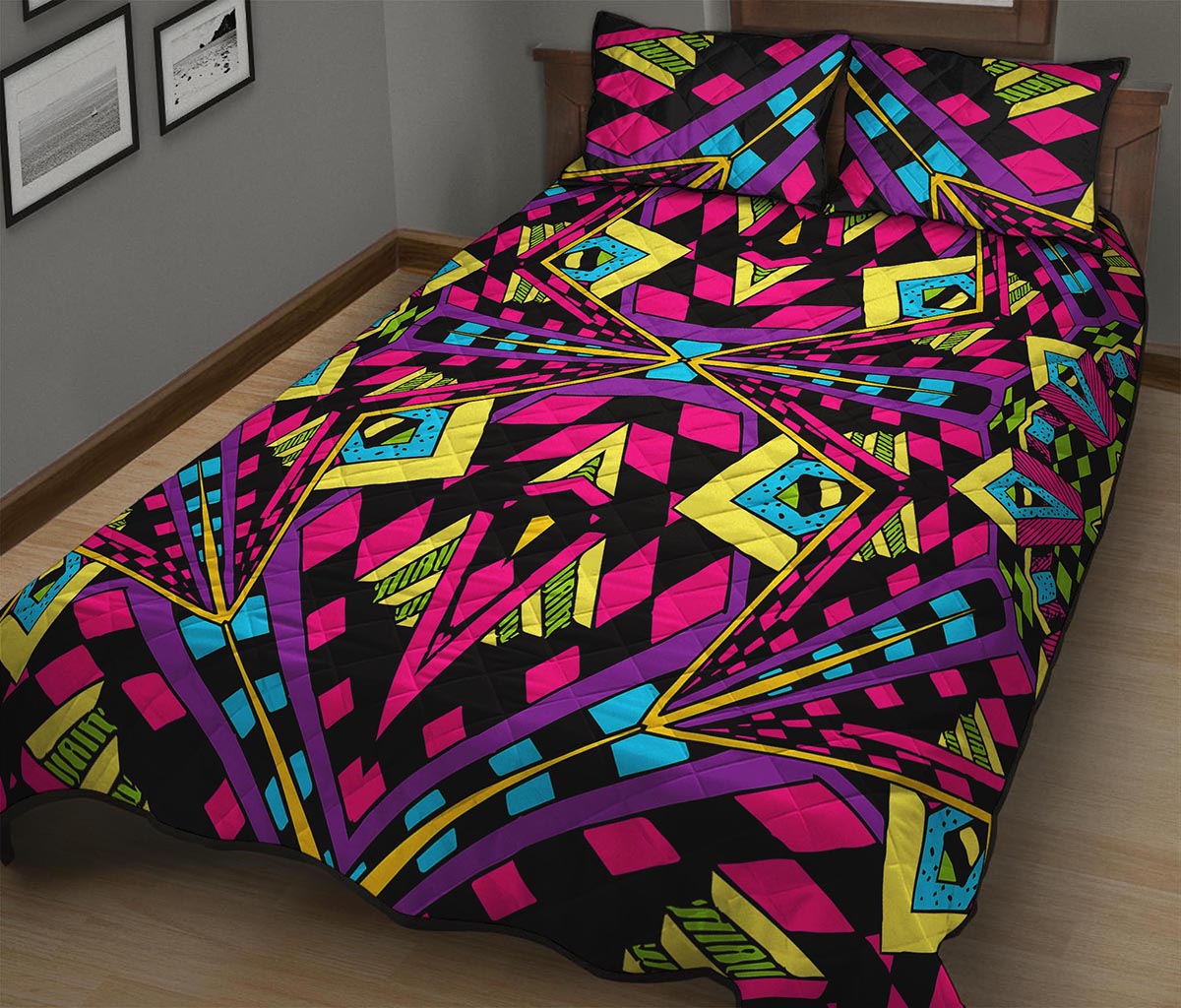 Psychedelic Ethnic Trippy Print Quilt Bed Set