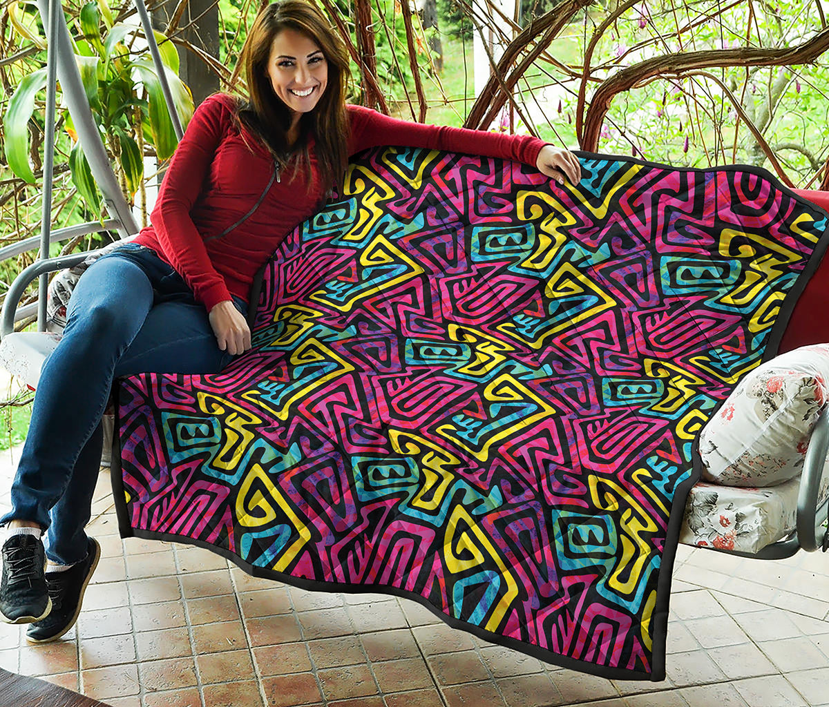 Psychedelic Funky Pattern Print Quilt