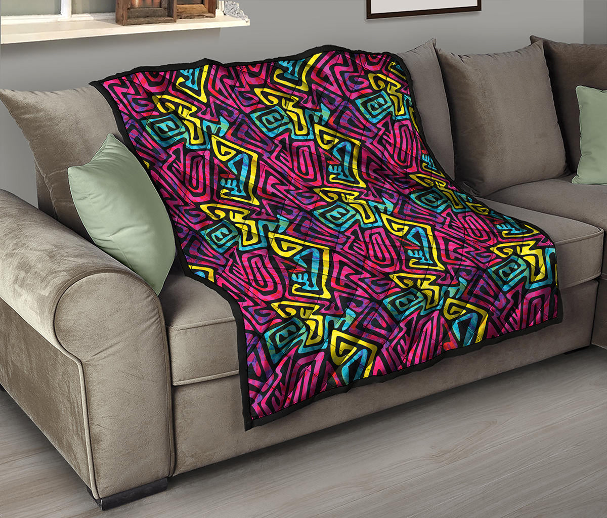 Psychedelic Funky Pattern Print Quilt